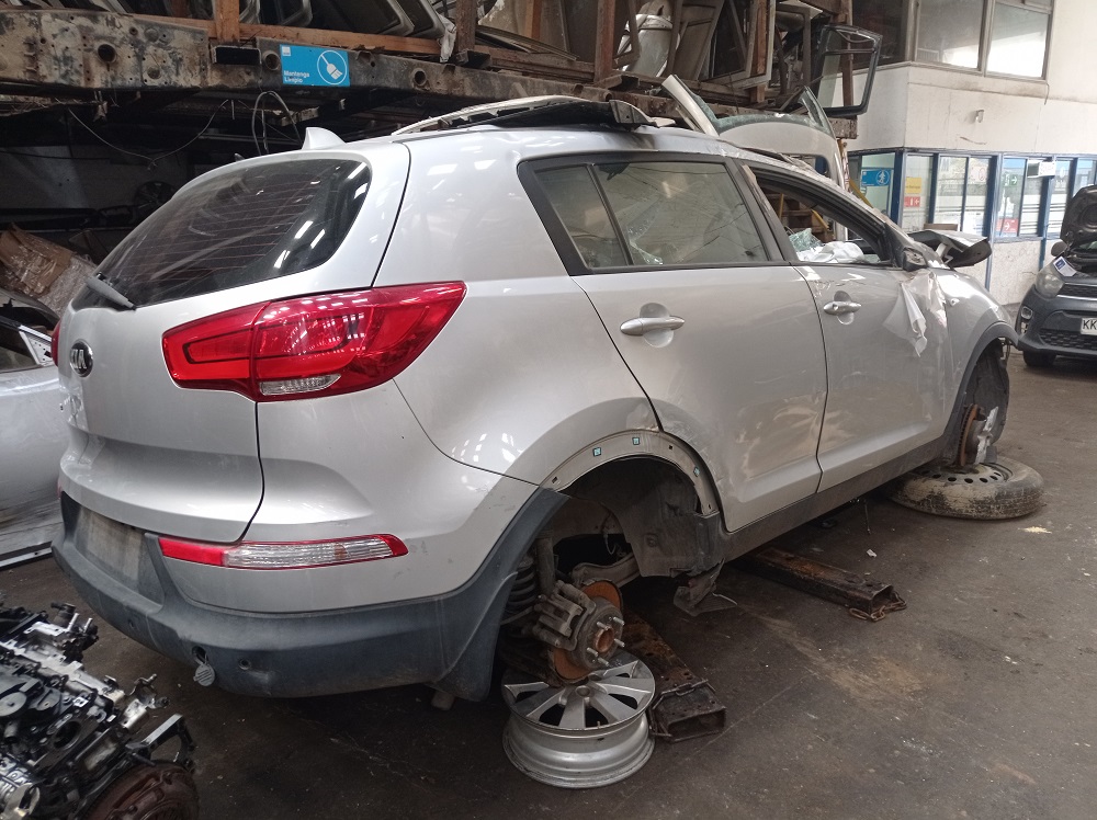  Kia SPORTAGE LX 2011    EN DESARME